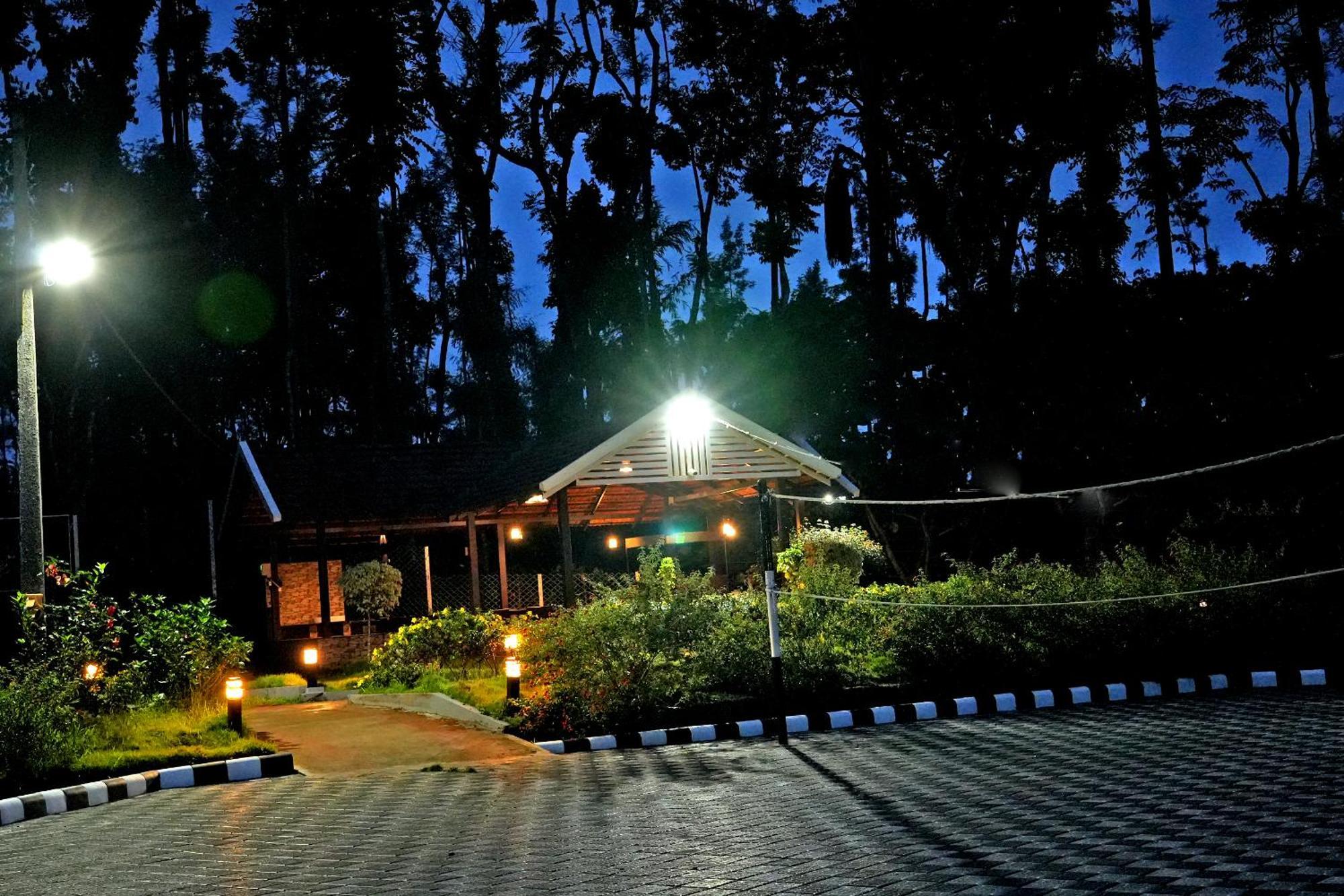 Jungle Greens - Water Activities, 150y Estate, Food *